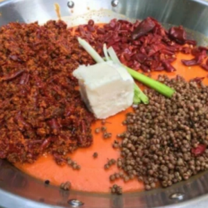 如何尋覓正宗重慶火鍋底料生產(chǎn)廠家？